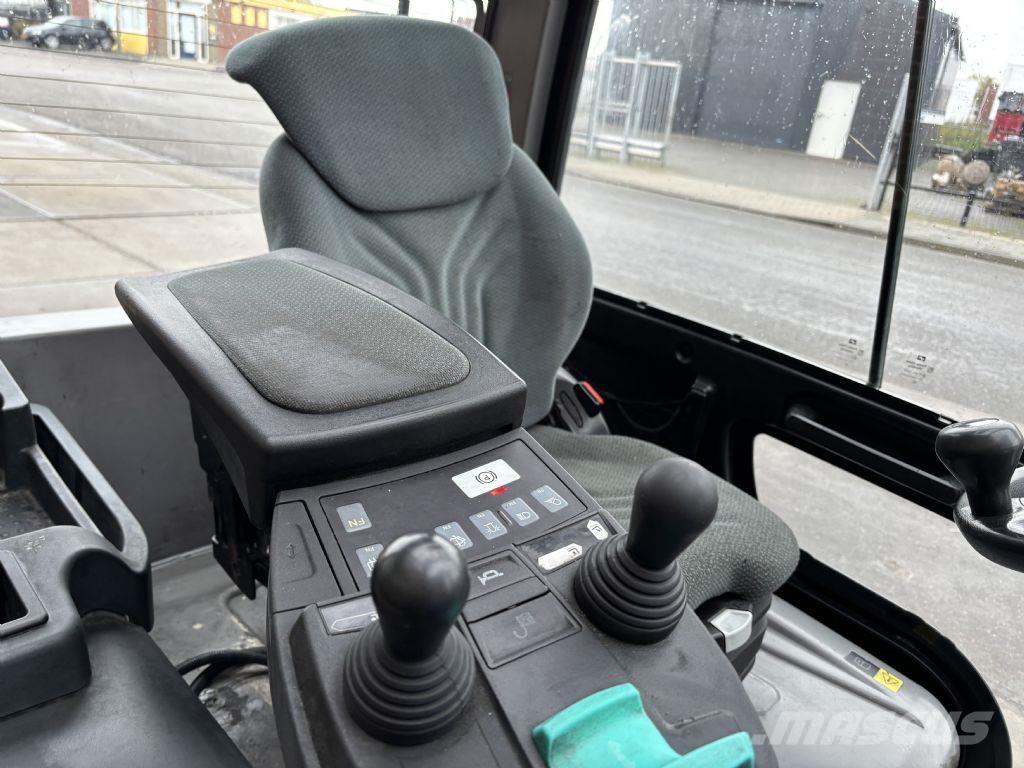 Jungheinrich EFG 425s Elektromos targoncák