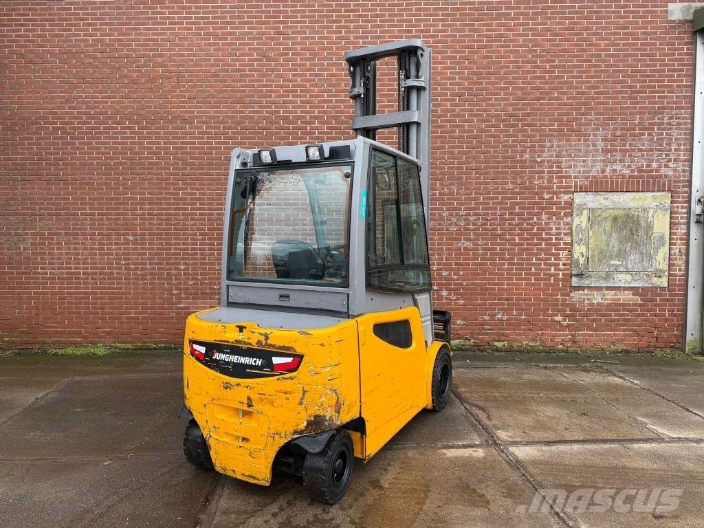 Jungheinrich EFG430 Elektromos targoncák