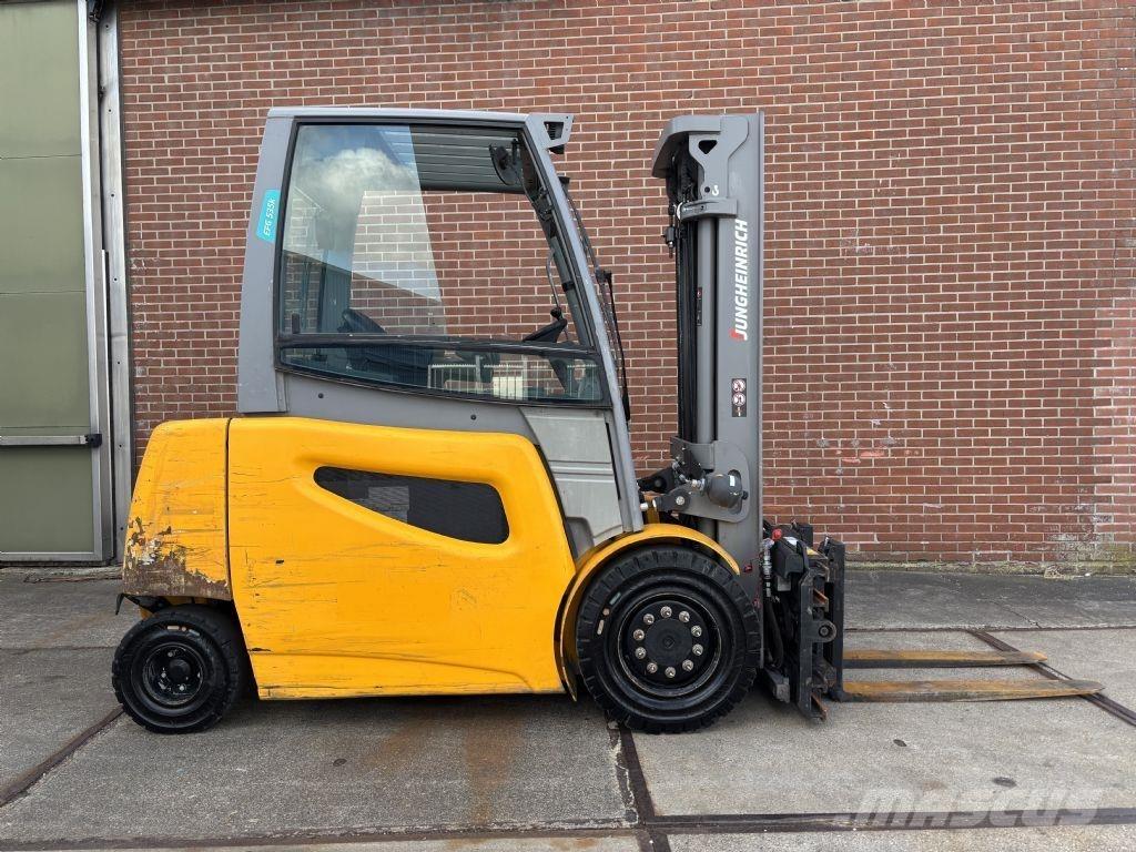 Jungheinrich EFG535K Elektromos targoncák