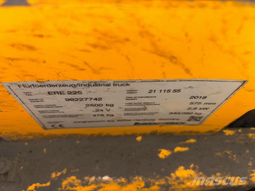 Jungheinrich ERE 225 Elektromos gyalogkíséretű targoncák