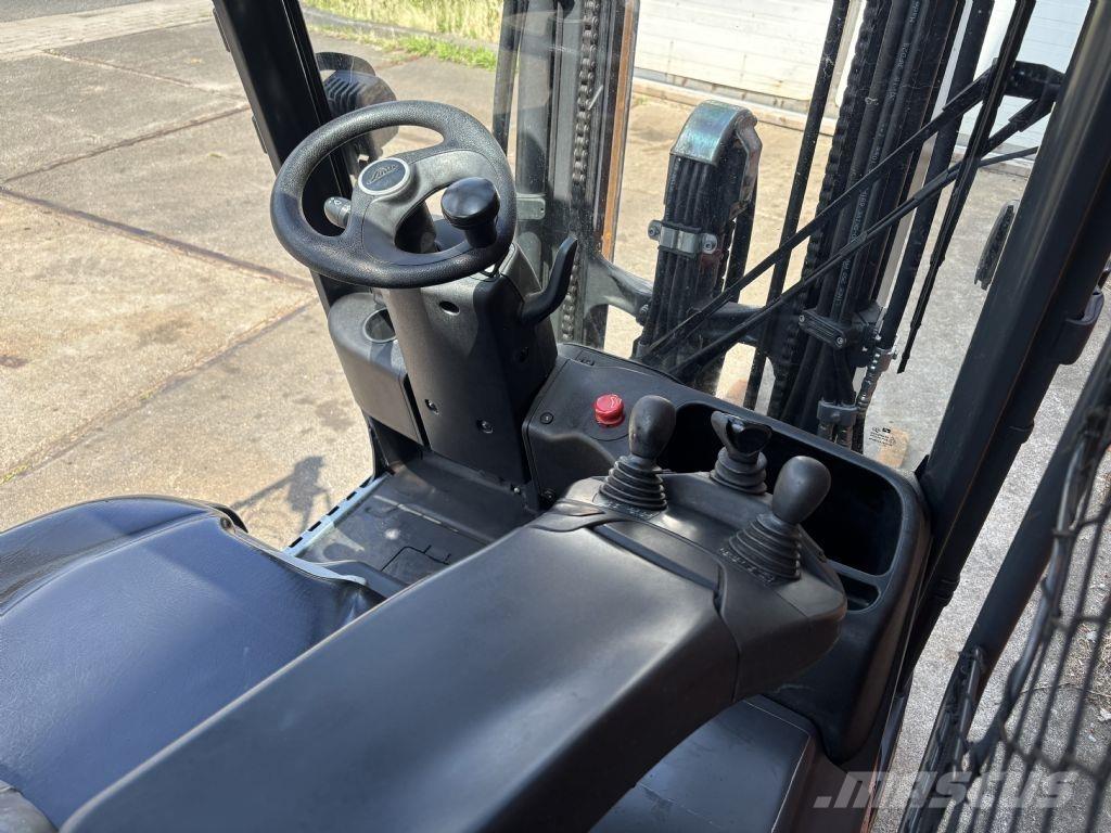 Linde E14-02 Elektromos targoncák