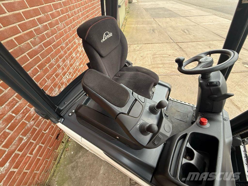 Linde E14-02 Elektromos targoncák