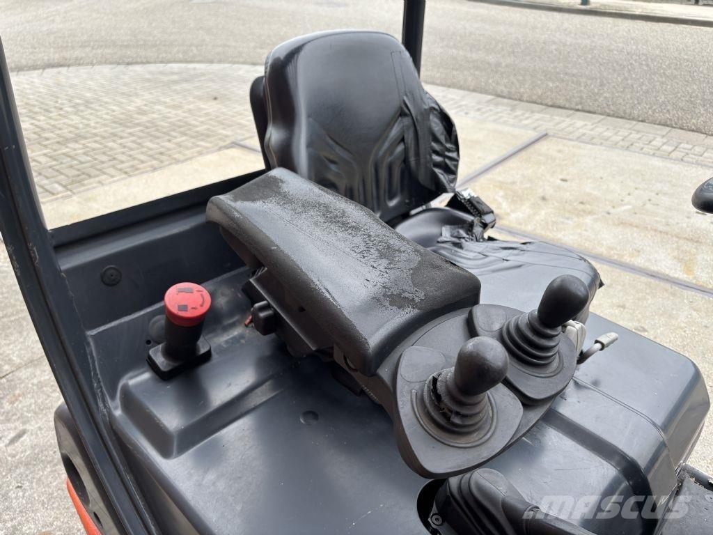 Linde E16C-02 Elektromos targoncák