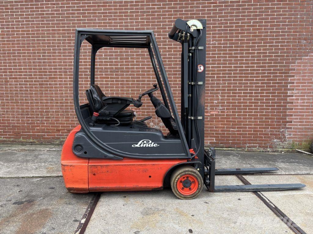 Linde E16C-02 Elektromos targoncák