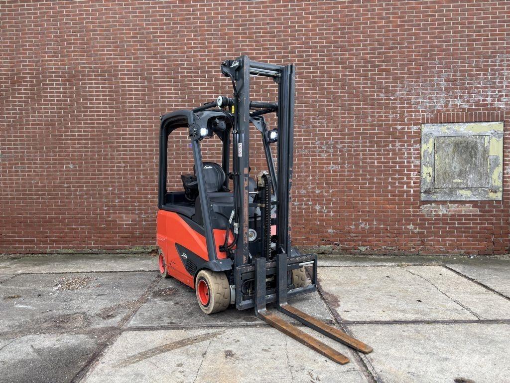 Linde E18PH-02 Elektromos targoncák