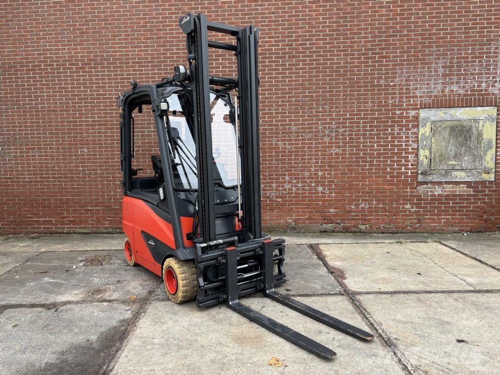 Linde E18PH-02 Elektromos targoncák