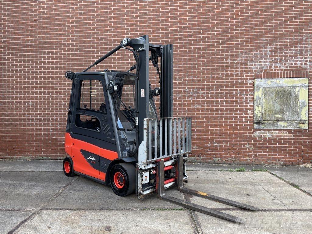 Linde E25-01 Elektromos targoncák