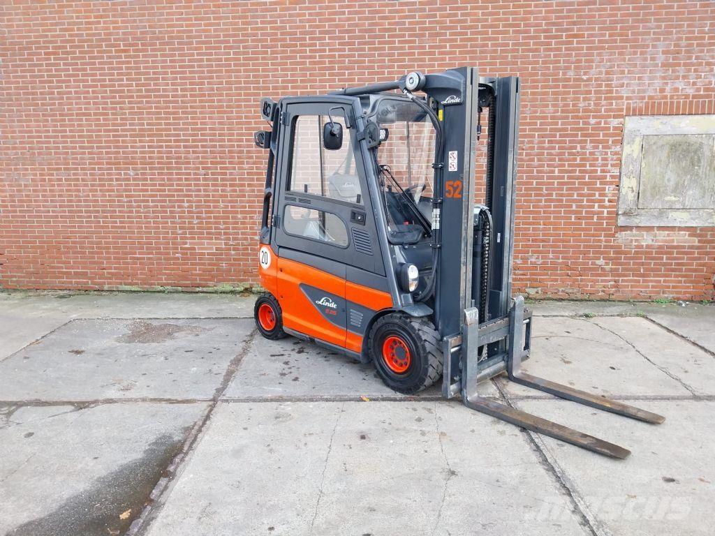 Linde E25-01 Elektromos targoncák