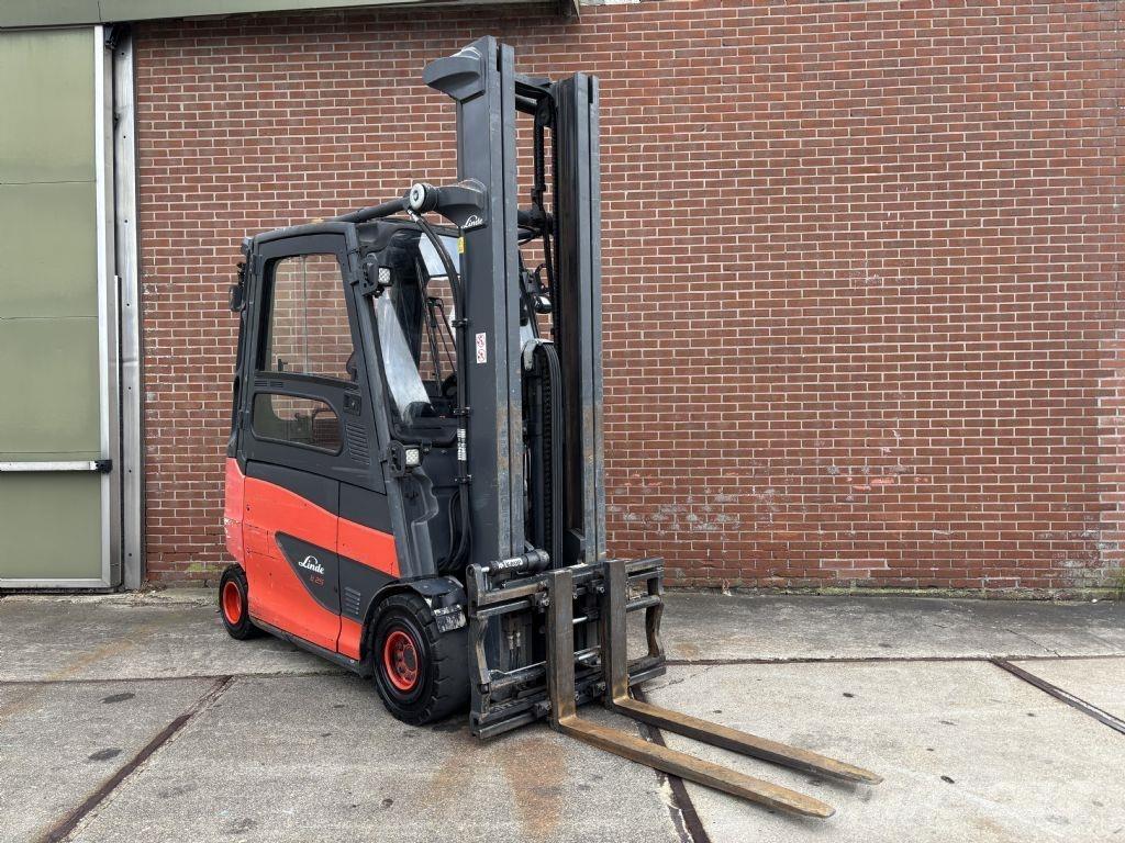 Linde E25HL-01/600 Elektromos targoncák