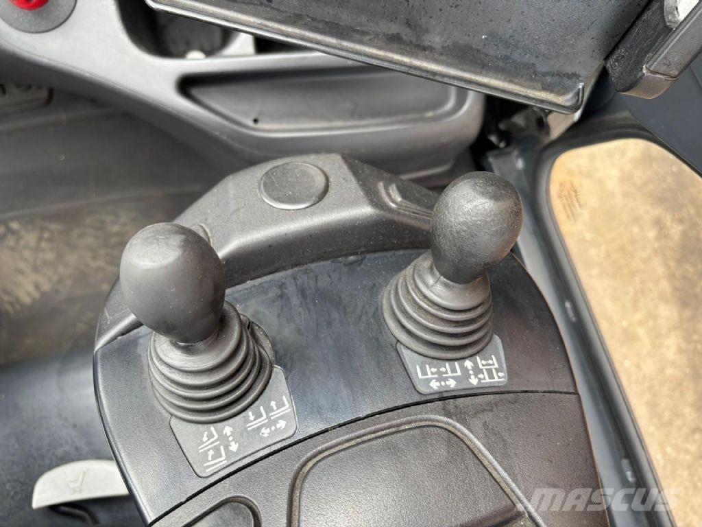 Linde E25HL-01/600 Elektromos targoncák