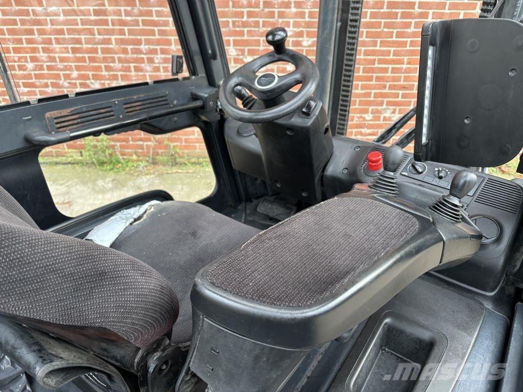 Linde E25L-01 Elektromos targoncák