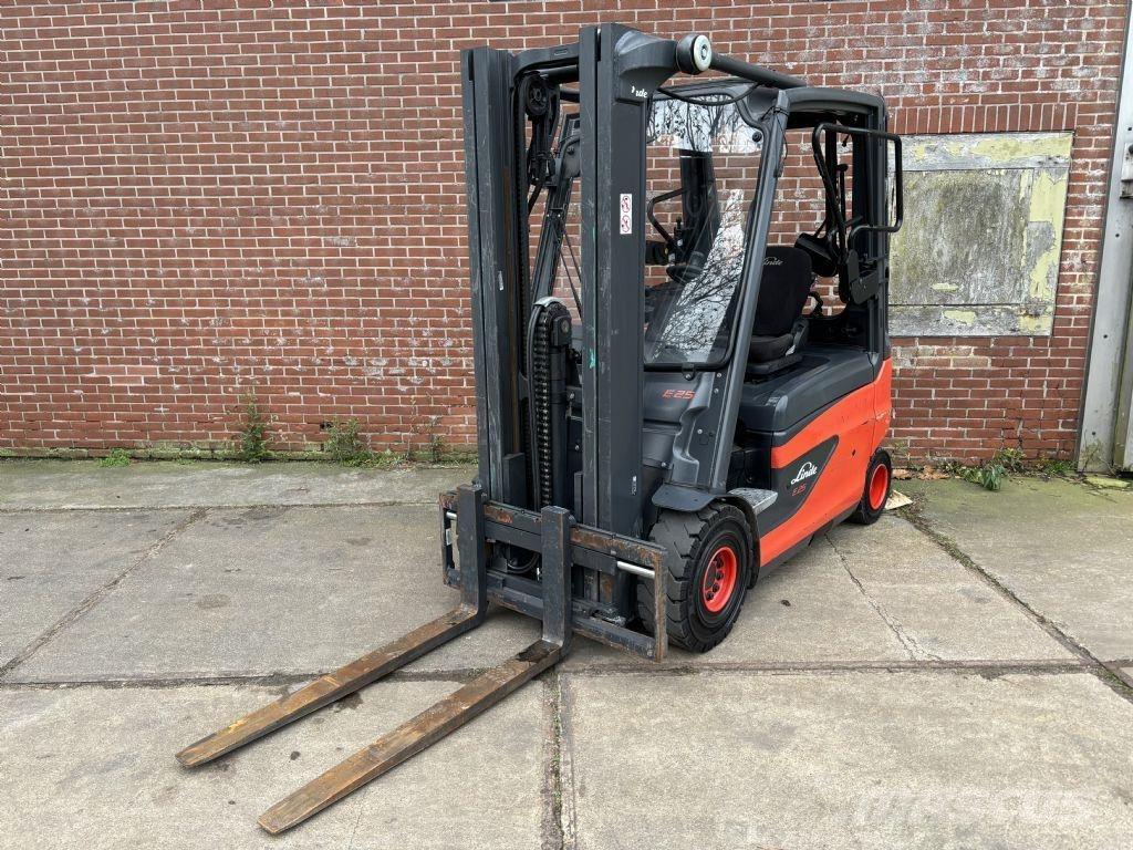Linde E25L-01 Elektromos targoncák