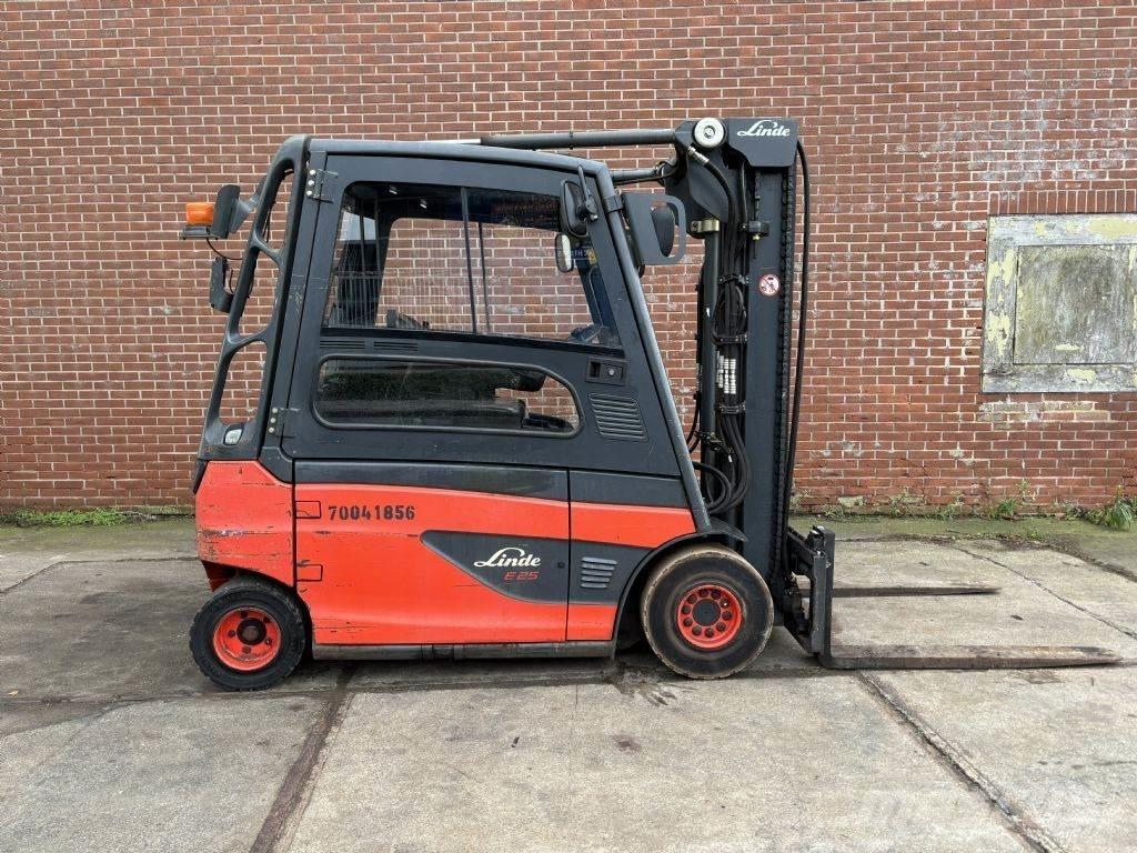 Linde E25L-01 Elektromos targoncák