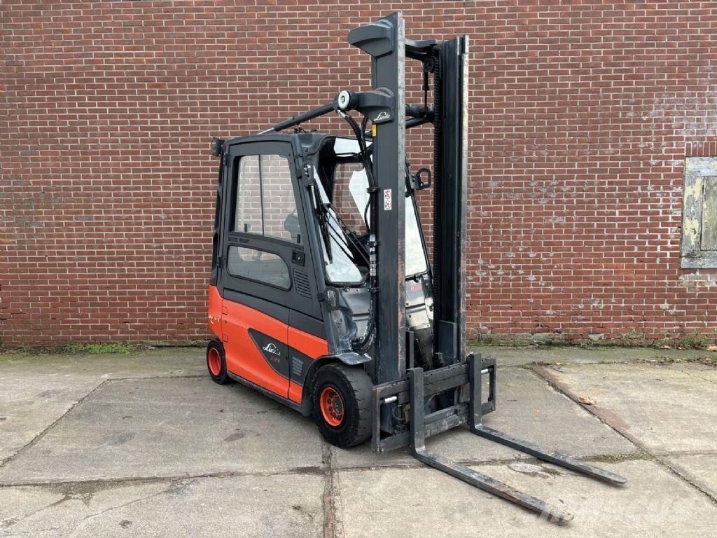 Linde E25L-01 Elektromos targoncák