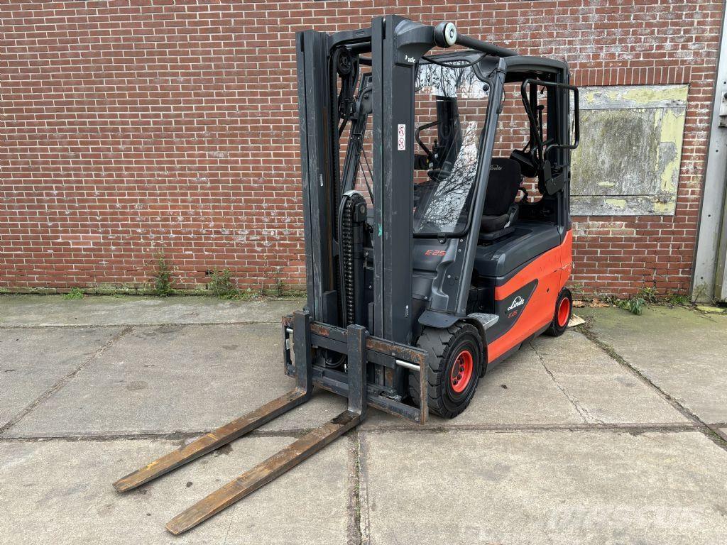 Linde E25L-01 Elektromos targoncák