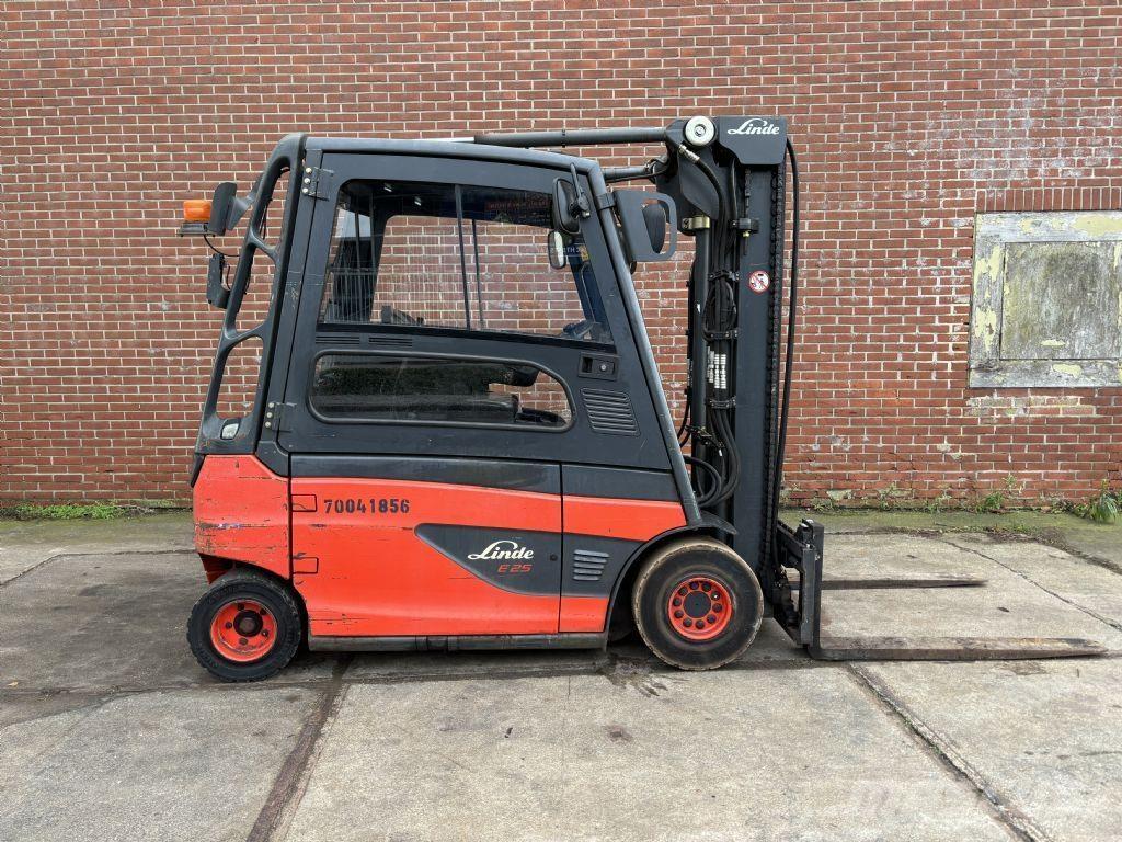 Linde E25L-01 Elektromos targoncák