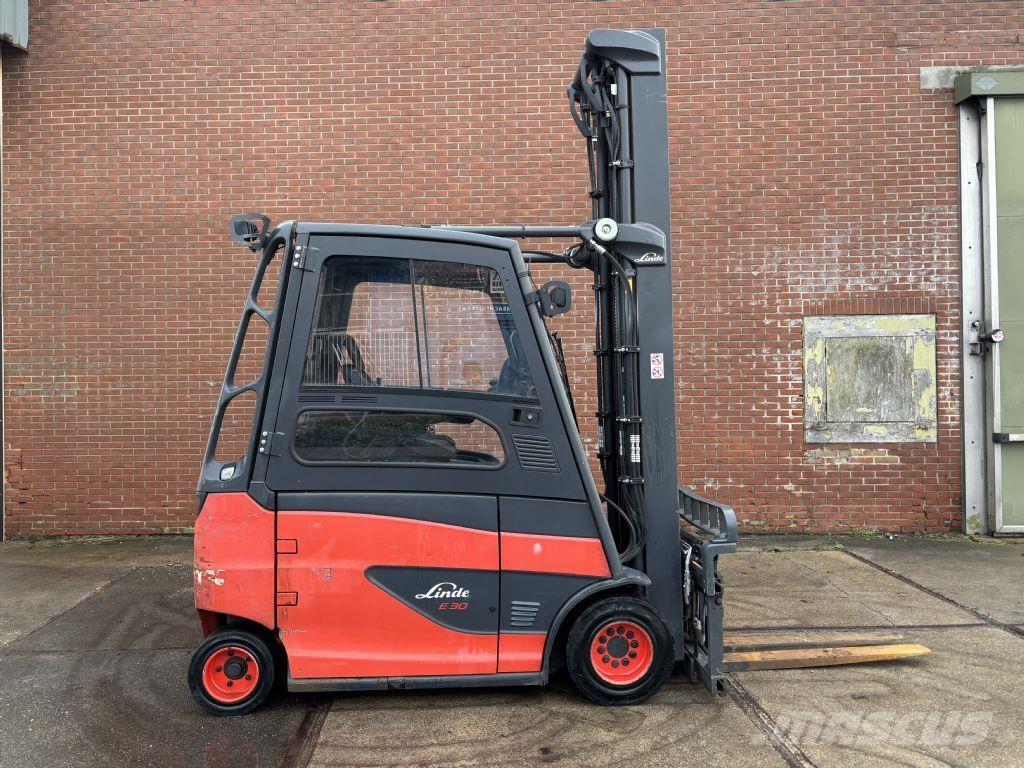 Linde E30HL-01/600 Elektromos targoncák