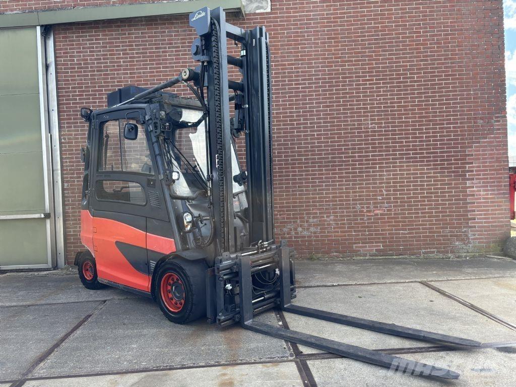 Linde E40HL-01/600 Elektromos targoncák