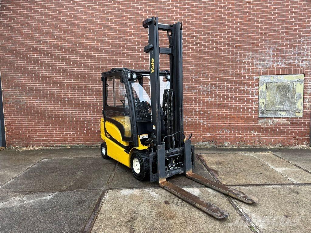 Yale ERP35VL F2945 Elektromos targoncák