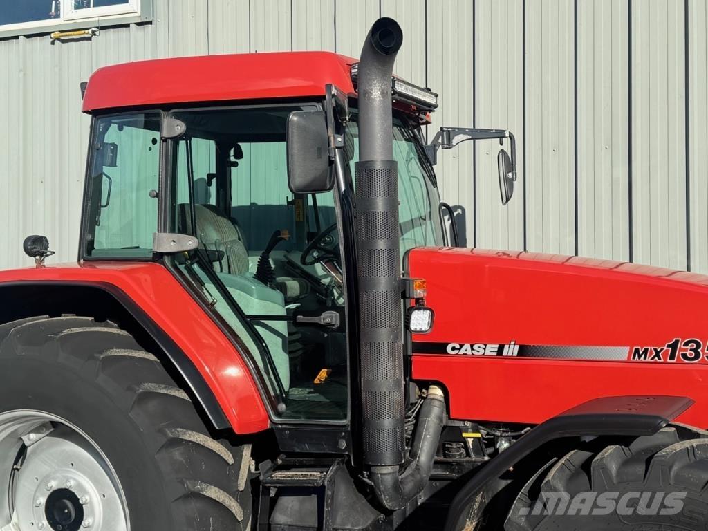CASE MX 135 Traktorok