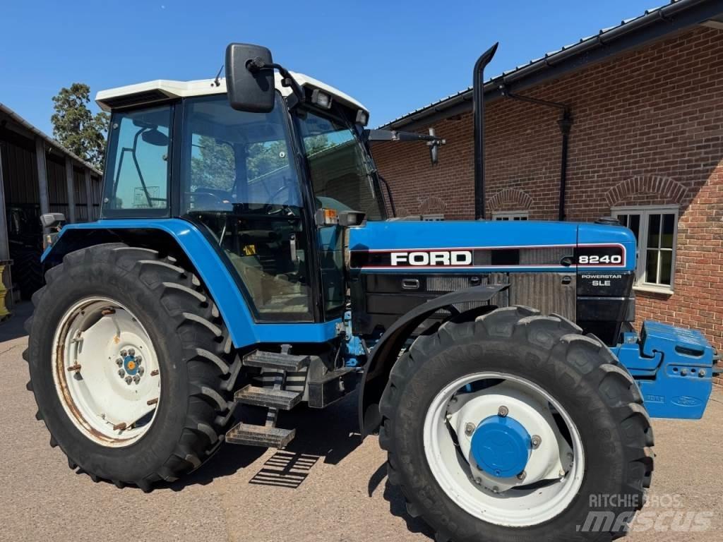Ford 8240 SLE Traktorok
