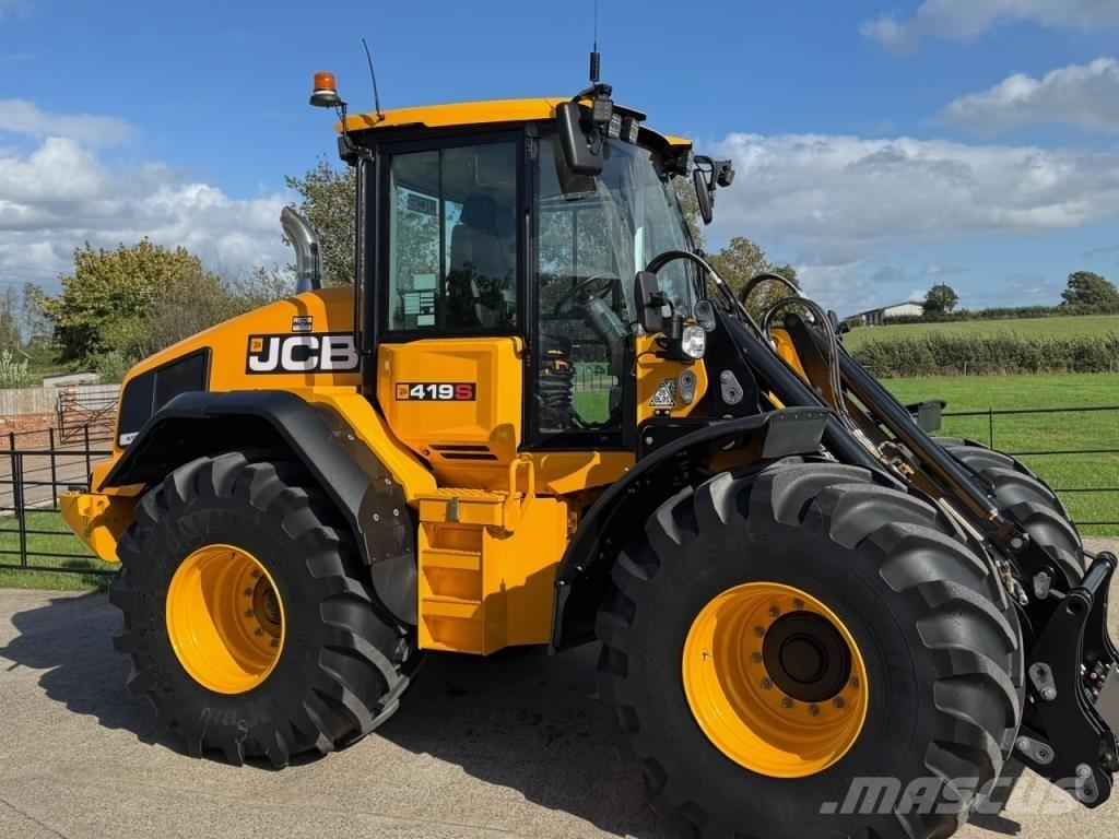 JCB 419S Traktorok