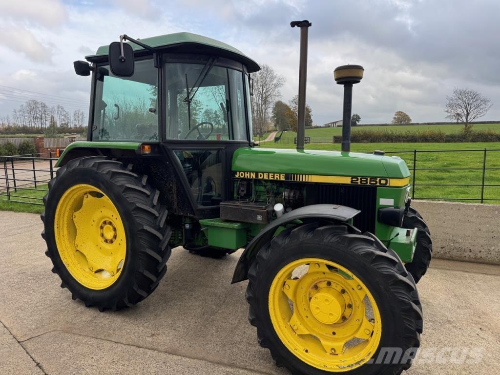 John Deere 2850 Traktorok
