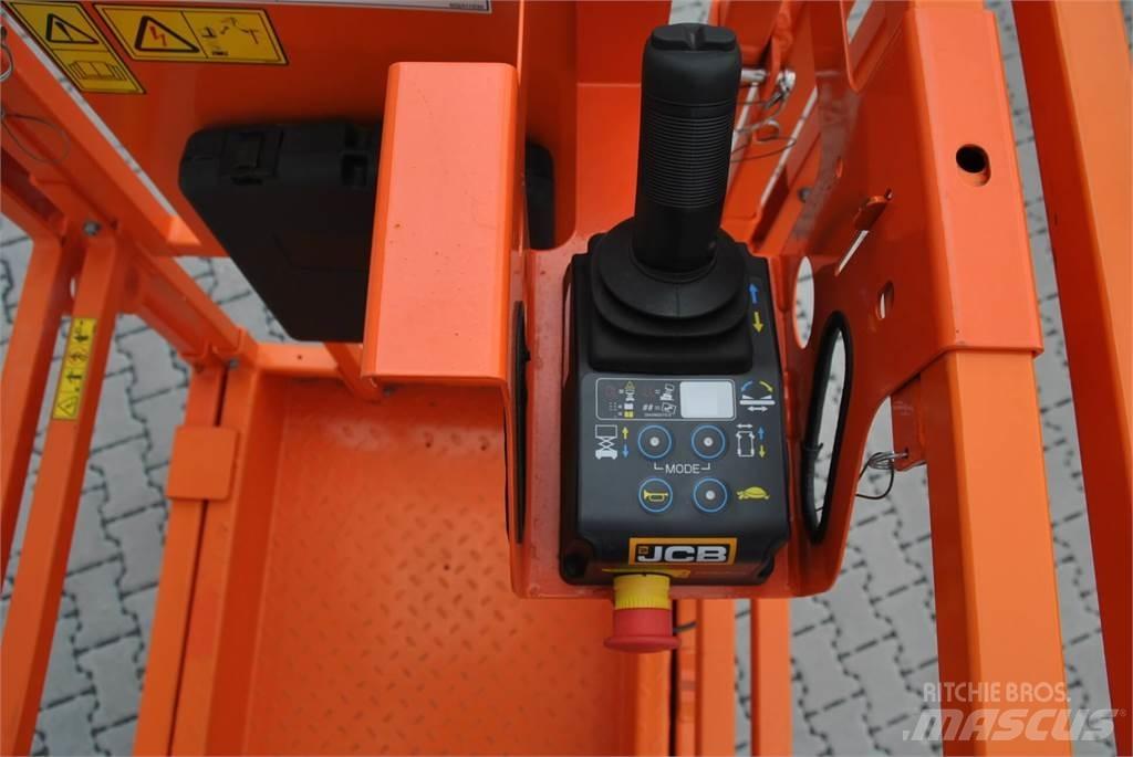 JCB S1530E Ollós emelők
