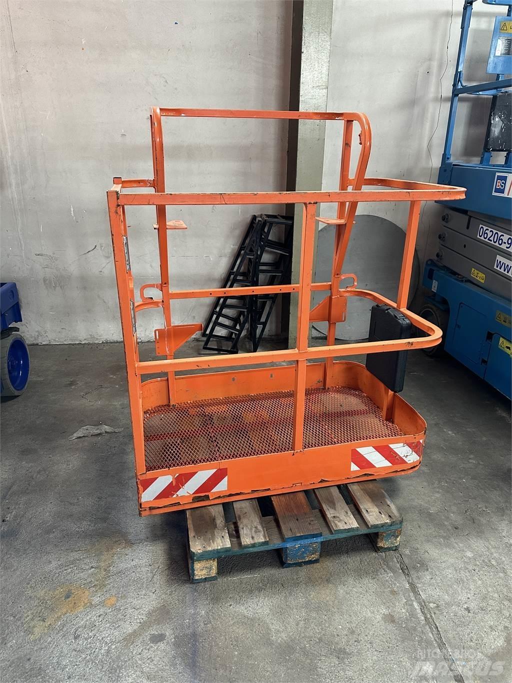 JLG 1001186387s Építőipar - Egyebek