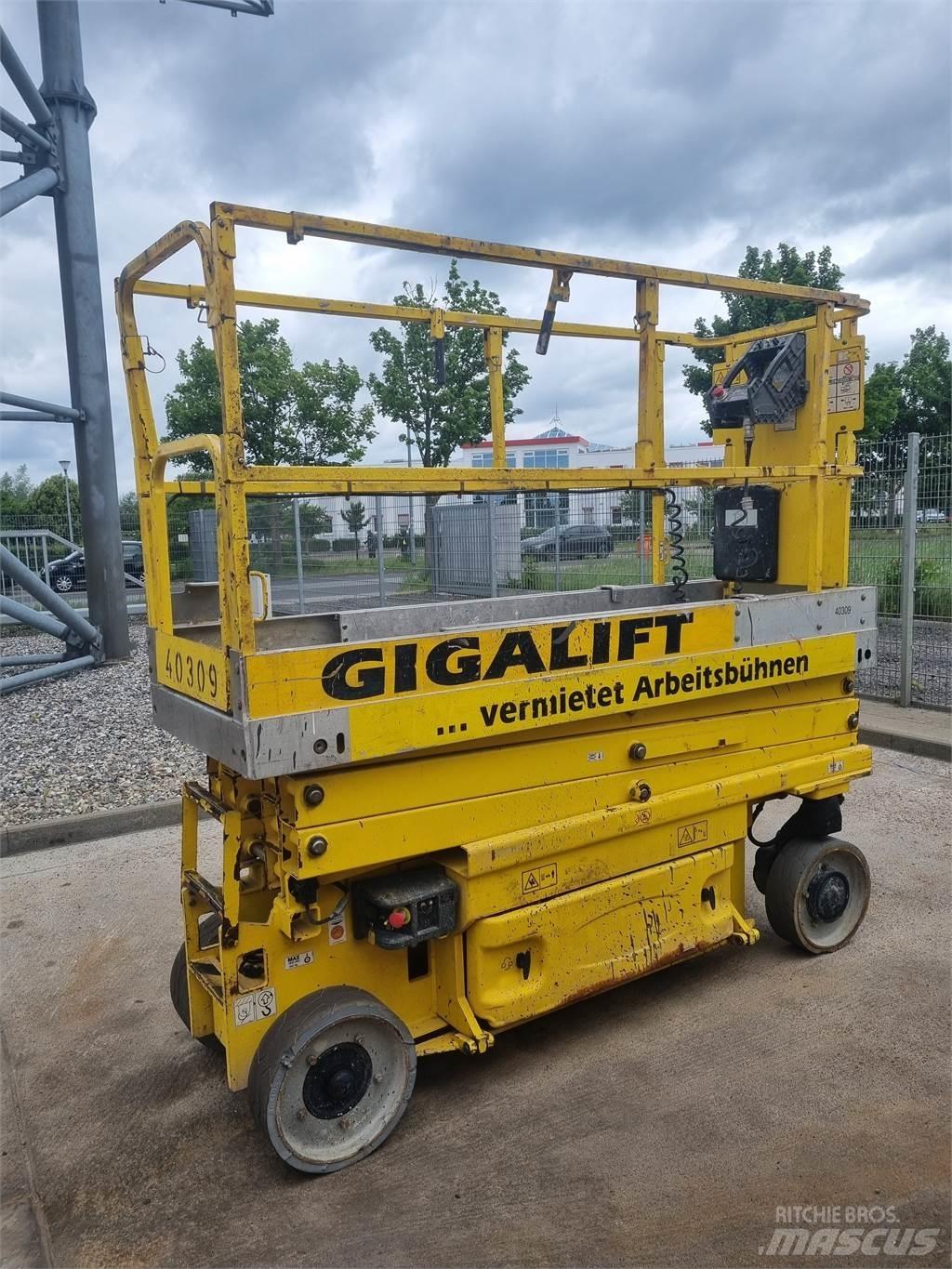 JLG 2030 ES Ollós emelők