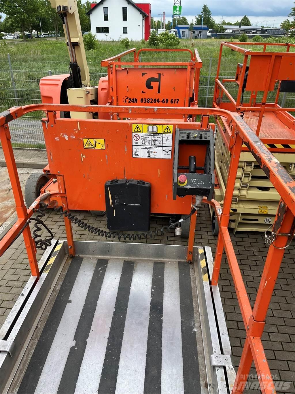 JLG 3246 ES Ollós emelők
