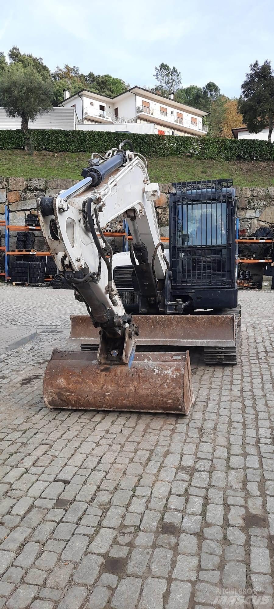 Bobcat E85 Mini kotrók < 7t