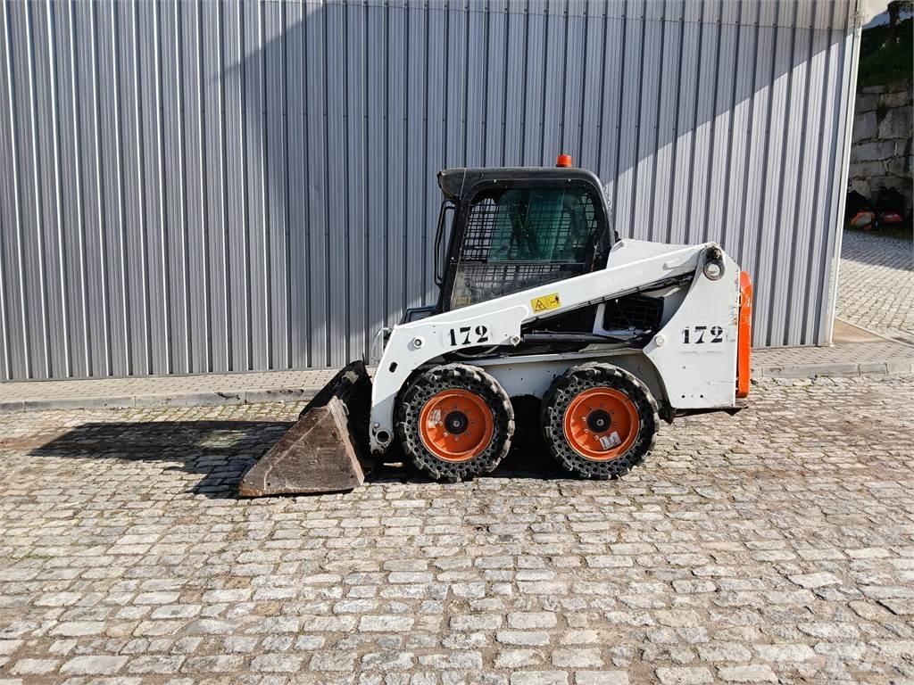 Bobcat S450 Gumikerekes homlokrakodók