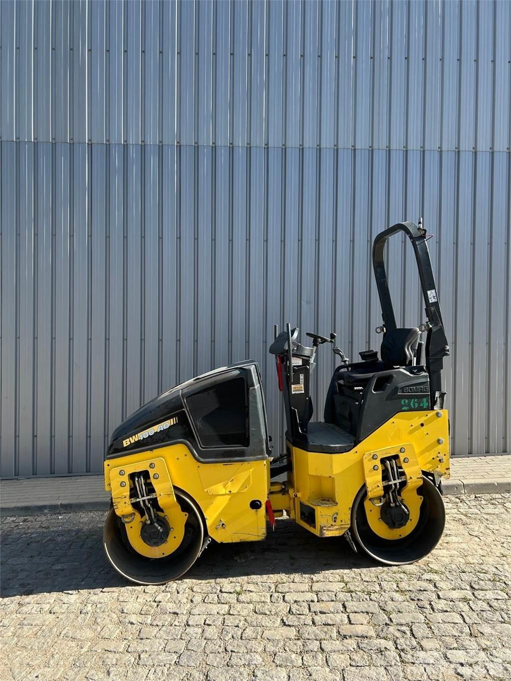 Bomag BW100AD-5 Ikerdobos hengerek