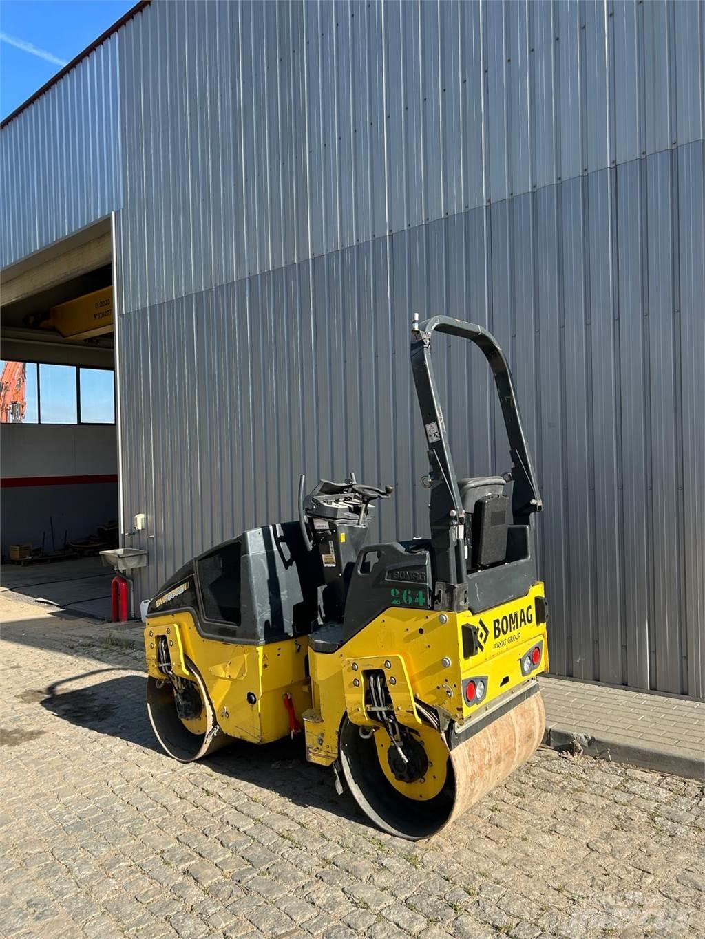 Bomag BW100AD-5 Ikerdobos hengerek