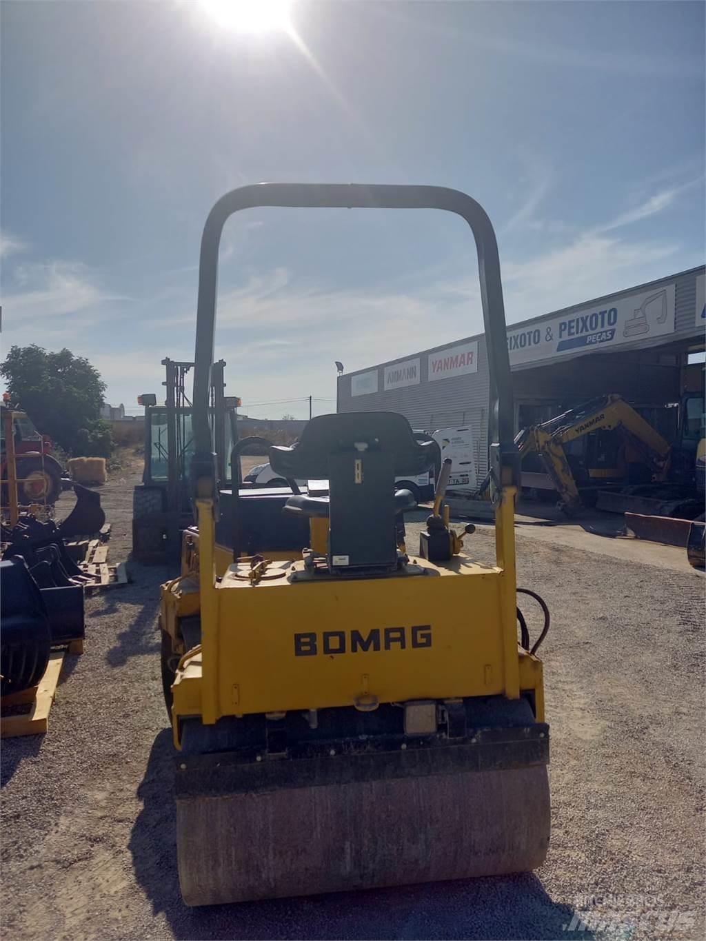 Bomag BW120AD Ikerdobos hengerek
