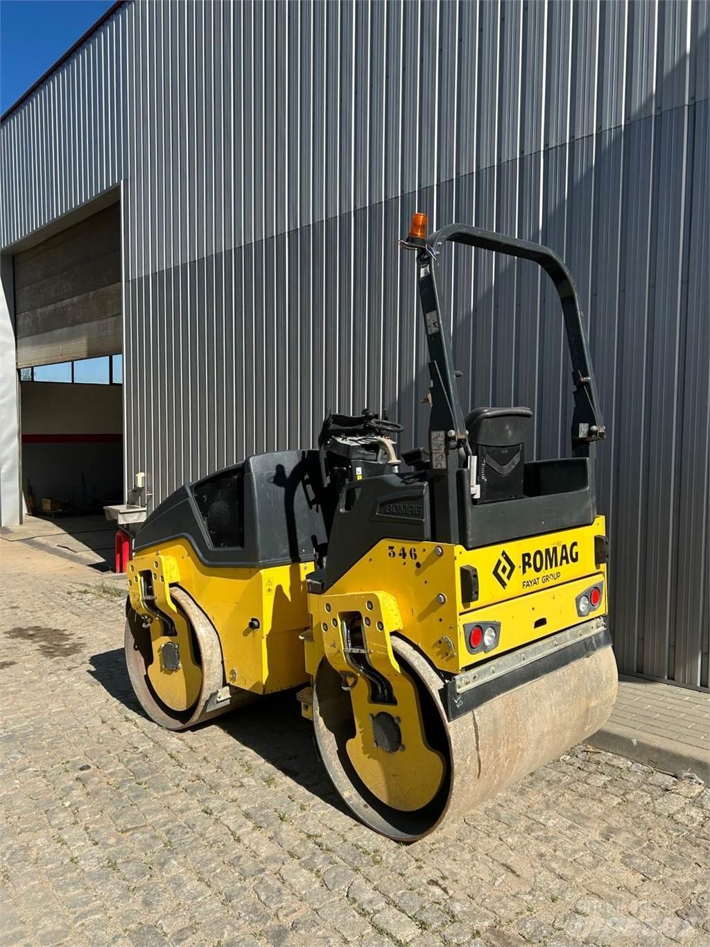Bomag BW138AD-5 Ikerdobos hengerek