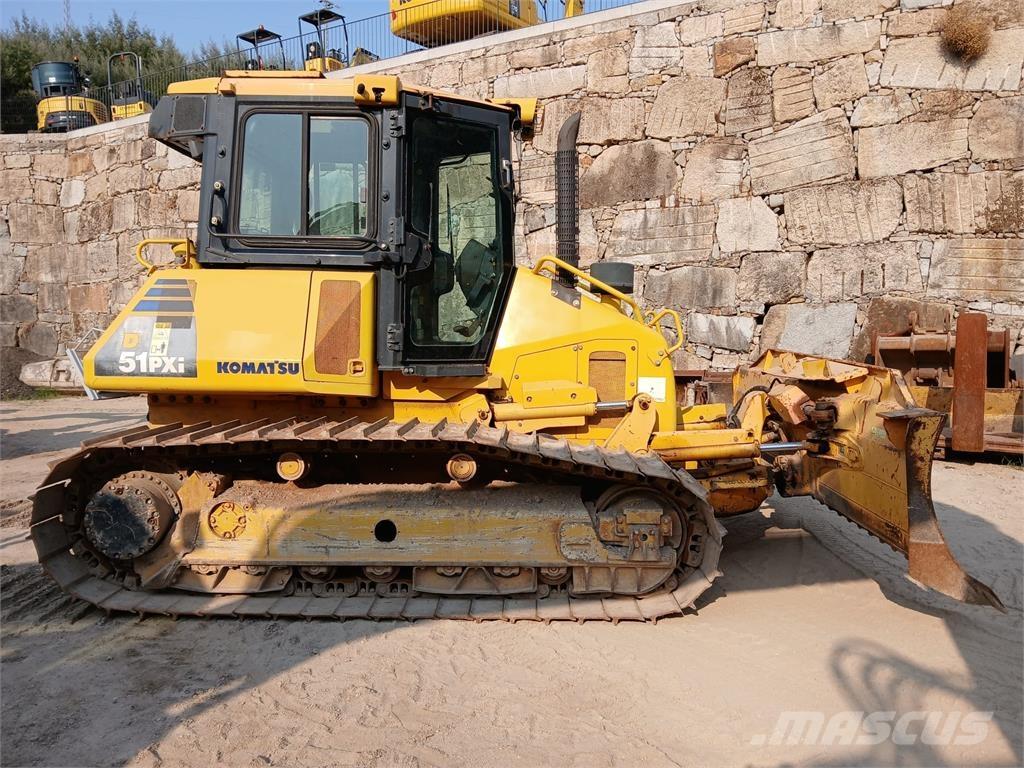 Komatsu D51PXI-22 Csőfektető dózerek
