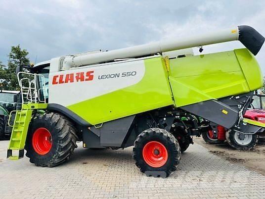 CLAAS LEXION 550 Kombájnok