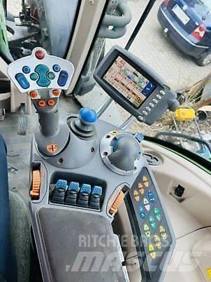 Fendt 933 VARIO Traktorok