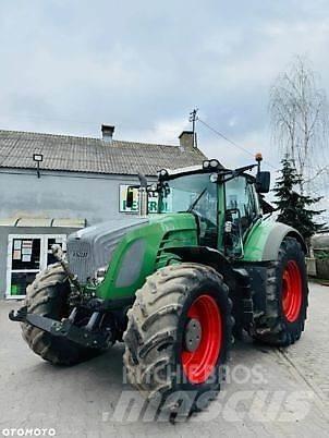 Fendt 933 VARIO Traktorok