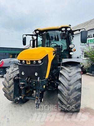 JCB FASTRAC 4220 Traktorok