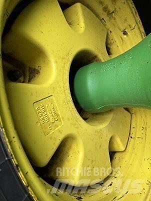 John Deere 7930 Traktorok