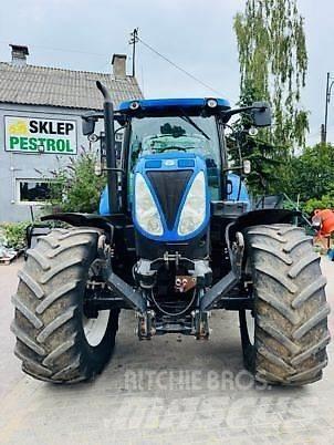 New Holland T7.210RC Traktorok