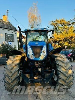 New Holland T7030 Traktorok