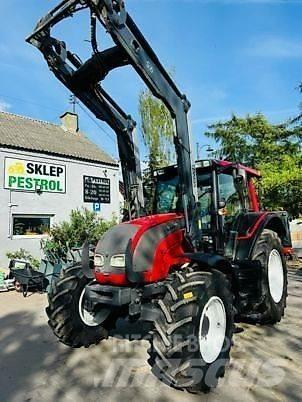 Valtra N101 Traktorok
