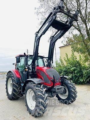 Valtra N104 Traktorok