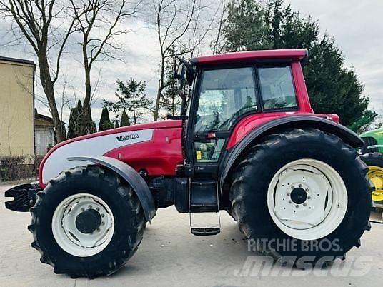 Valtra T160 Traktorok