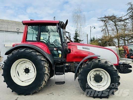 Valtra T160 Traktorok