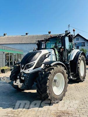 Valtra T174 VERSU Traktorok